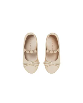 Ballet Flats in Natural